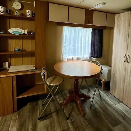 Holiday home Mobilheimy Fofo Konstantinovy Lazne